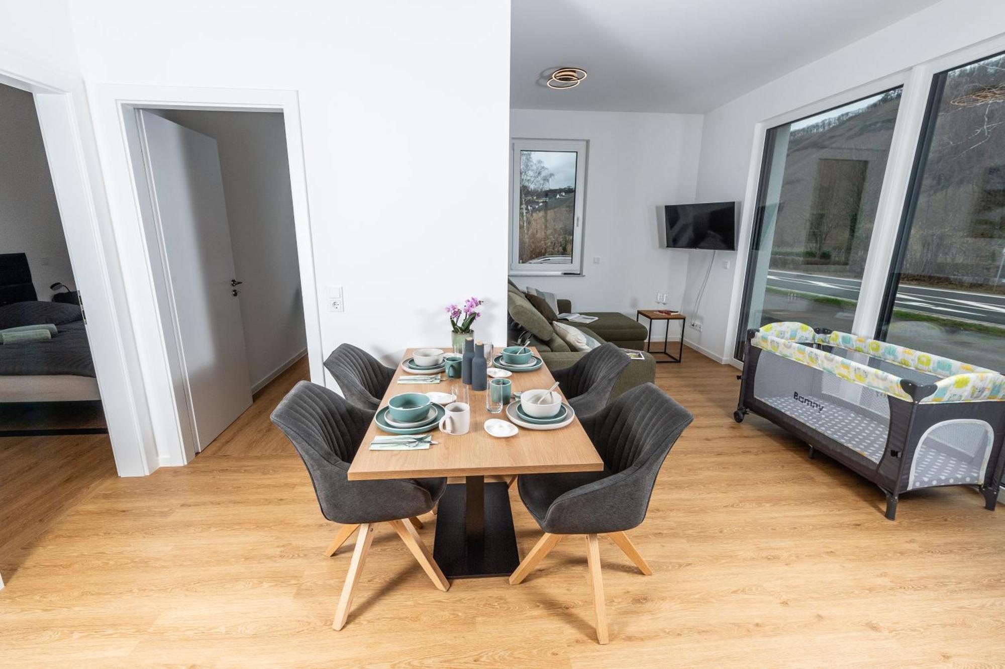 Apartment Weingut Dr Hermann I Erden Bagian luar foto