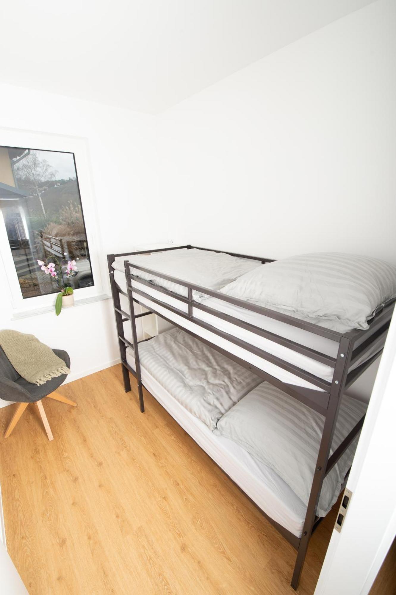 Apartment Weingut Dr Hermann I Erden Bagian luar foto
